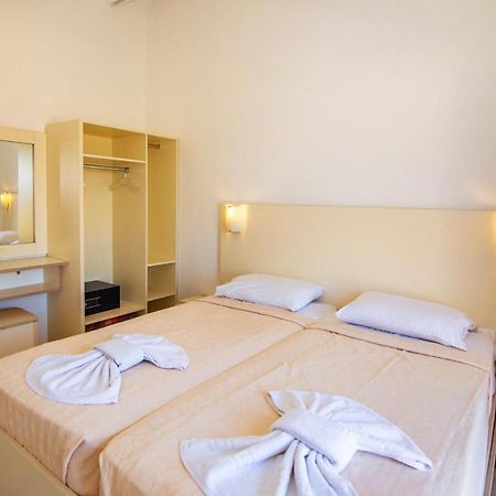 Playa Bay Hotel Zakynthos Laganas Eksteriør billede